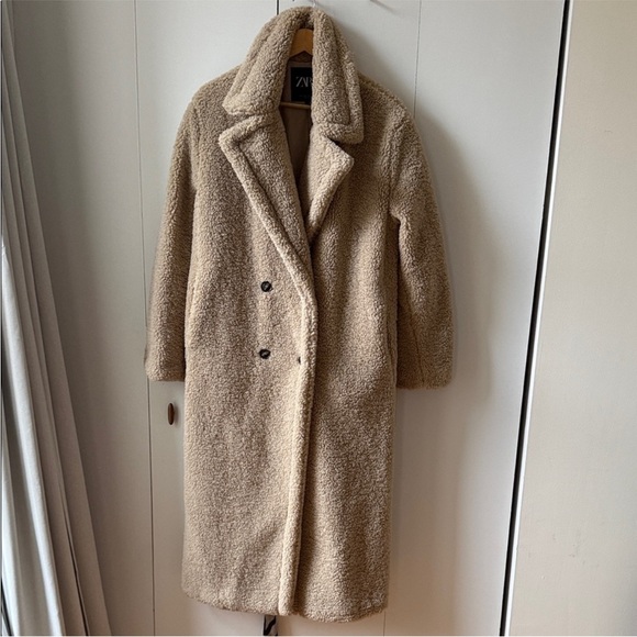 Zara Women's Cozy Cream Teddy Jacket - Picture 3 of 7